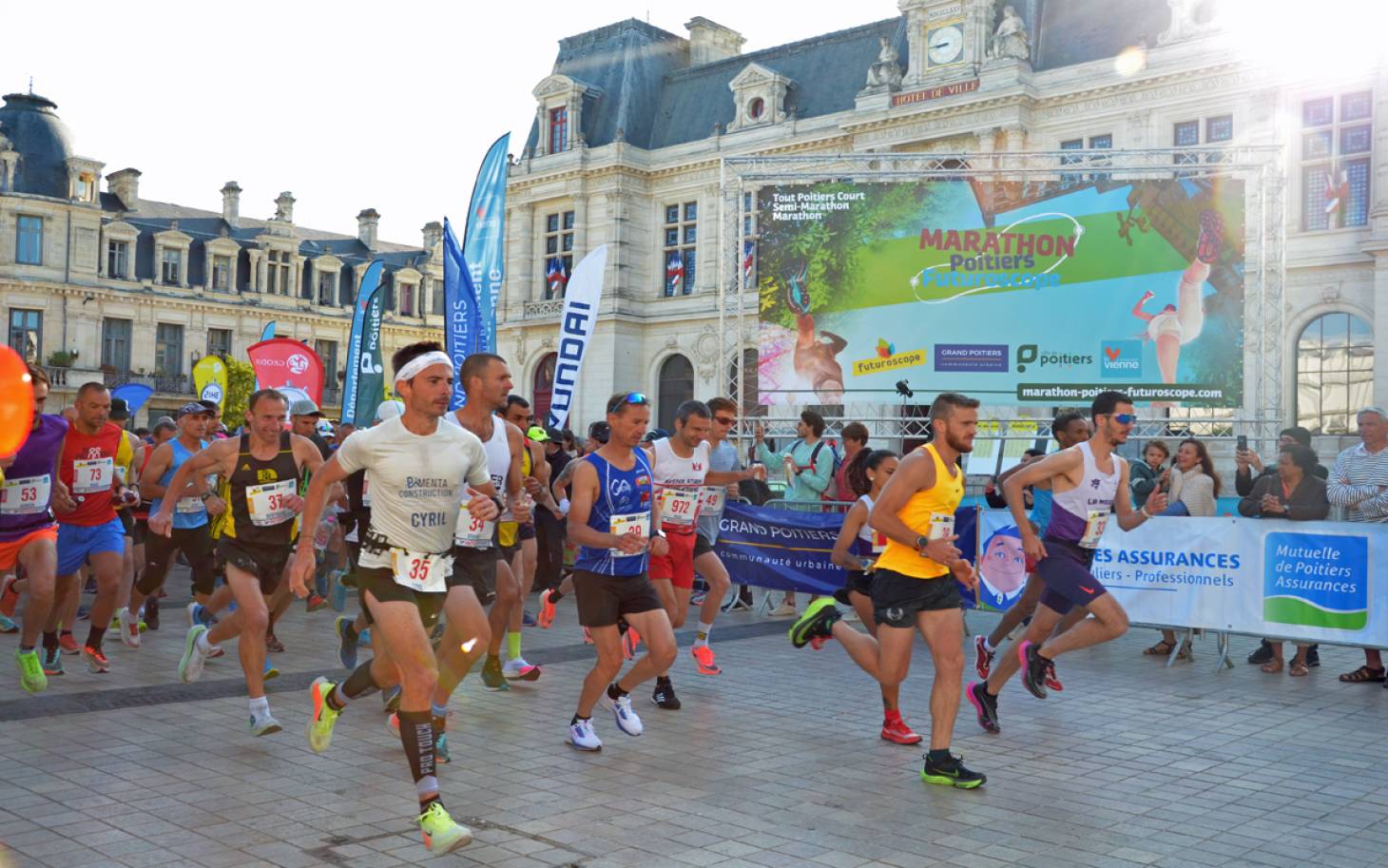 2 500 coureurs pour le semi et le marathon Poitiers-Futuroscope