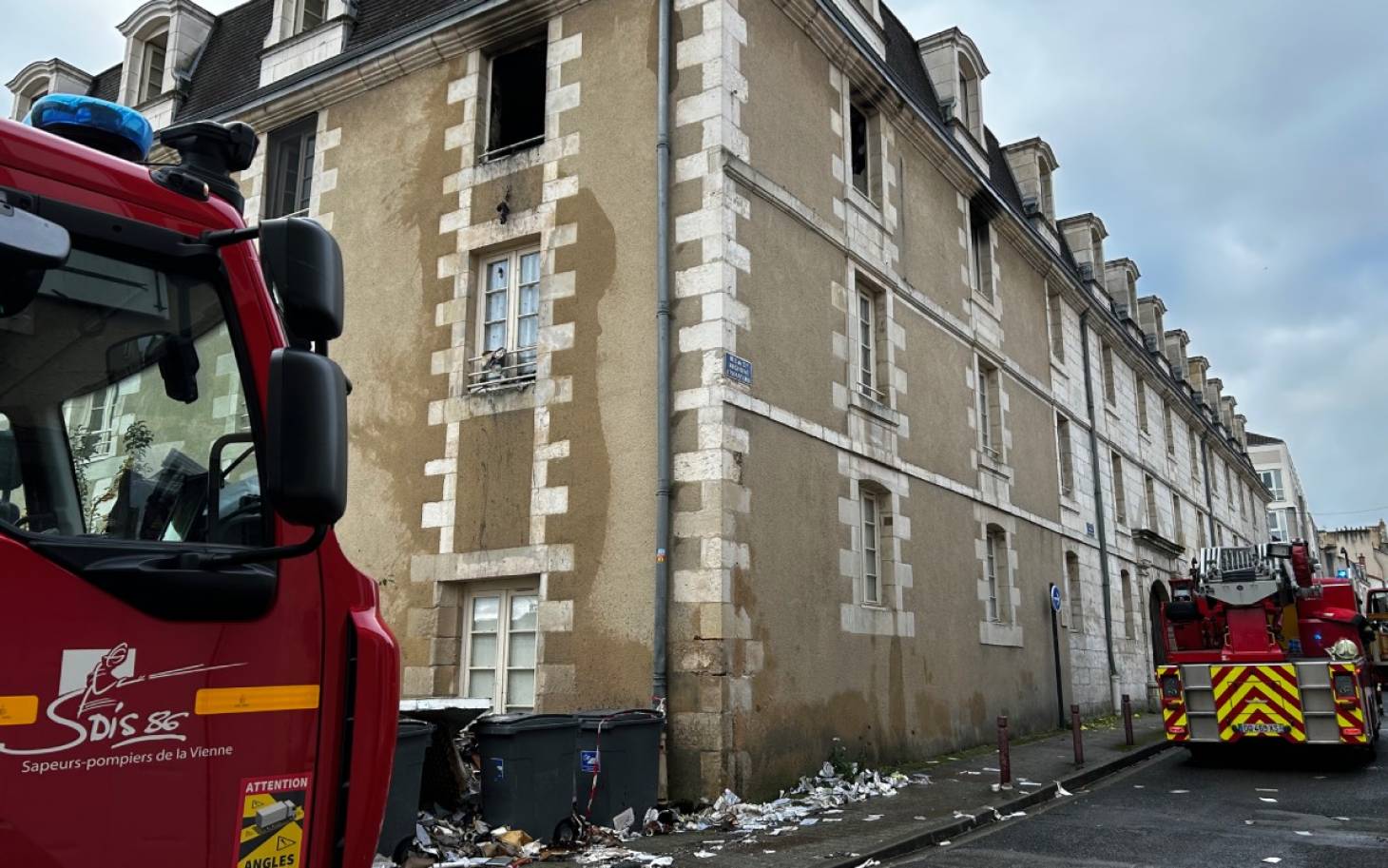 Poitiers - Une personne en urgence absolue après un incendie