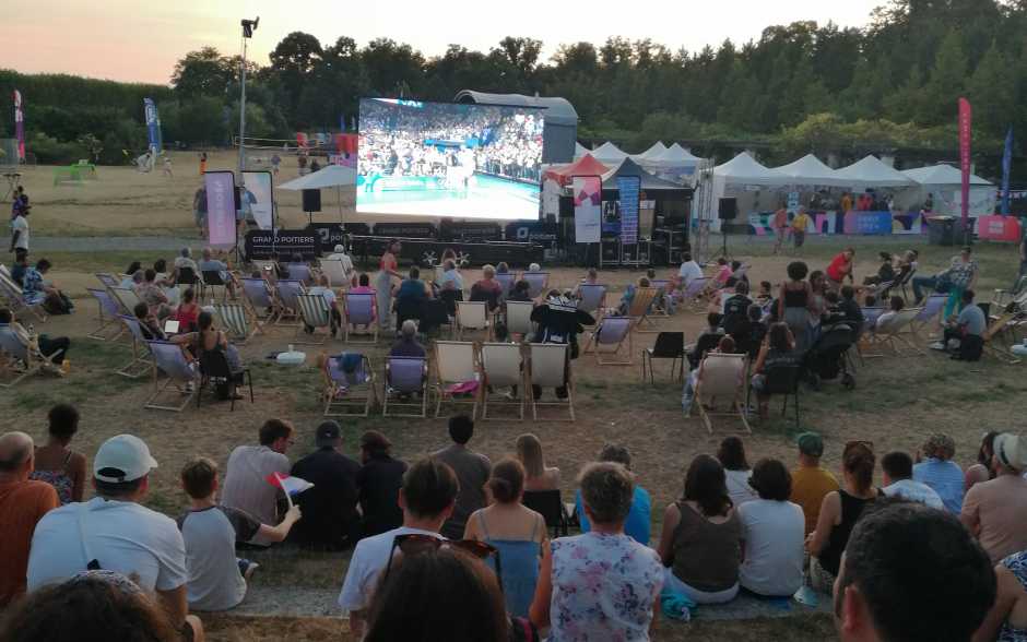 Jeux olympiques : prêts à soutenir les Bleus du basket