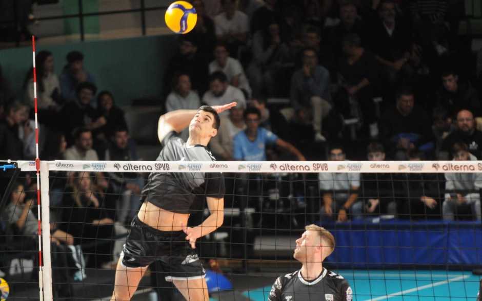 Volley - Dusan Nikolic quitte Poitiers