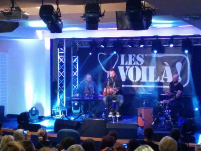 Christophe Maé chante pour les malades du CHU de Poitiers